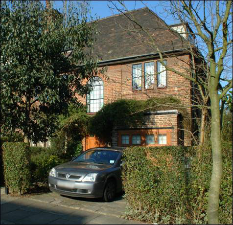 43 Middleway